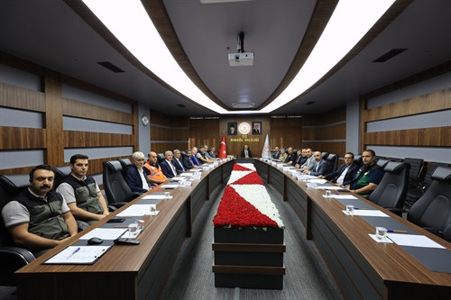 Vali Usta Başkanlığında “Orman Yangınları ile Mücadele Toplantısı” Gerçekleştirildi