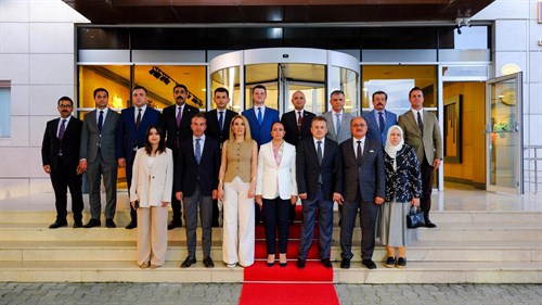 VALİ TÜLAY BAYDAR BİLGİHAN, GÖREV YERİ DEĞİŞEN VALİ YARDIMCILARI İÇİN DÜZENLENEN VEDA PROGRAMINA KATILDI