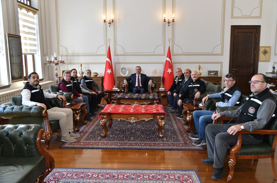 Muratlı Gazeteciler Birliği Başkanı Baştuhan ve Gazeteciler Vali Soytürk’ü Ziyaret Etti