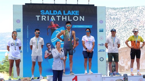 SALDA LAKE TRIATHLON COŞKUSU BURDUR’DA YAŞANDI