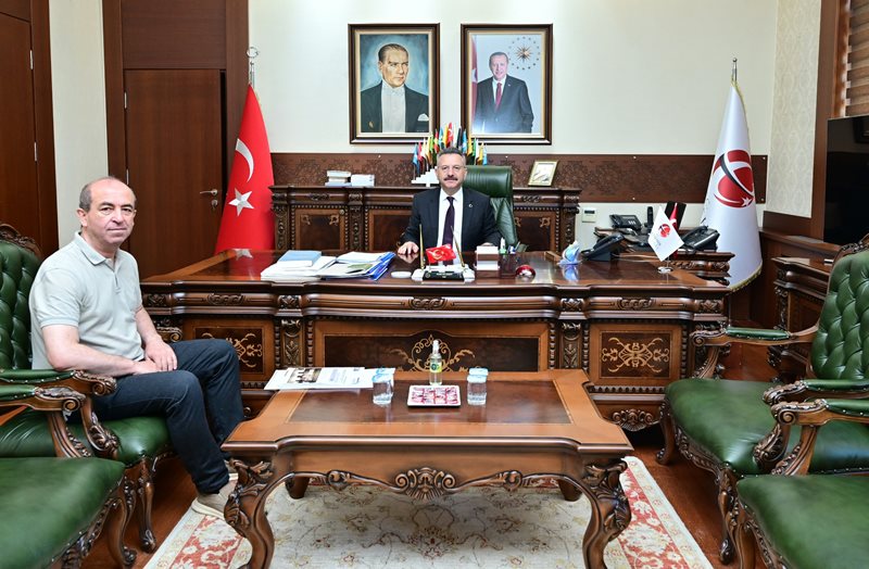 Gazeteci Necmi Ünver, Valimiz Sayın Hüseyin Aksoy'u ziyaret etti.
