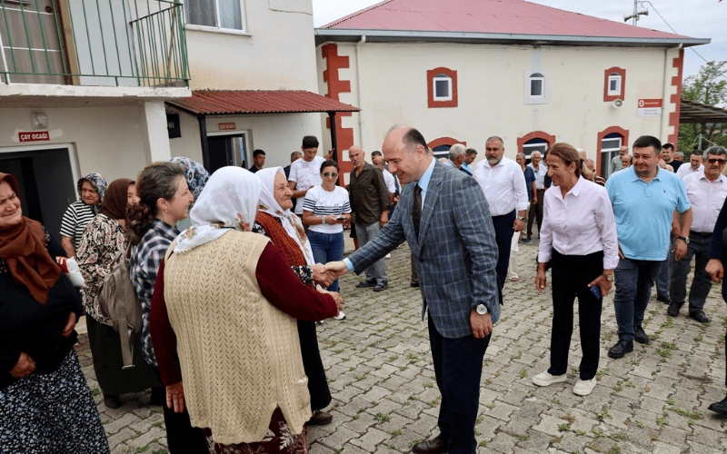 Vali Serdengeçti Kemaliye Köyü'nde Vatandaşlarla Buluştu