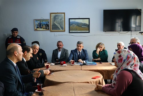 Valimiz Sayın Dr. Turan Ergün, Varlık Köyü’nde Köy Sakinleri ve Kadın Girişimcilerle Bir Araya Geldi