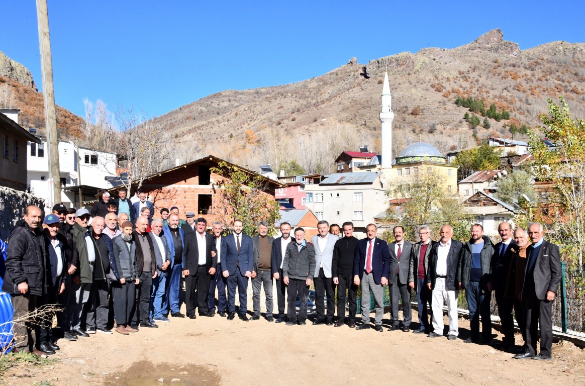 Valimiz Aydın Baruş Pehlivantaş Köyü’nde Vatandaşlarla Bir Araya Geldi
