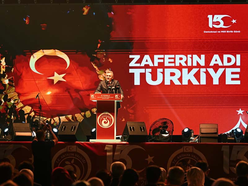 Türkiye’nin Demokrasi Zaferi Antalya’da Anıldı