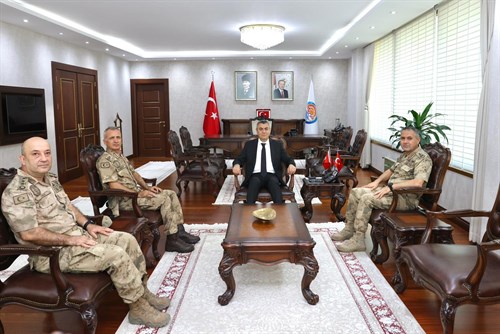 VALİMİZ SAYIN ATİLLA TOROS, JANDARMA GENEL KOMUTANLIĞI ASAYİŞ BAŞKANI TÜMGENERAL MURAT BULUT İLE GÖRÜŞTÜ