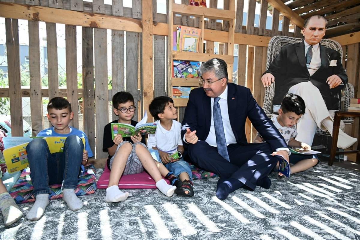 Vali Yılmaz, Şehit Tayfun Doğan İlkokulu’nda Hayata Geçirilen “Kuzular Diyarı” Eğitim Alanının Açılışını Yaptı