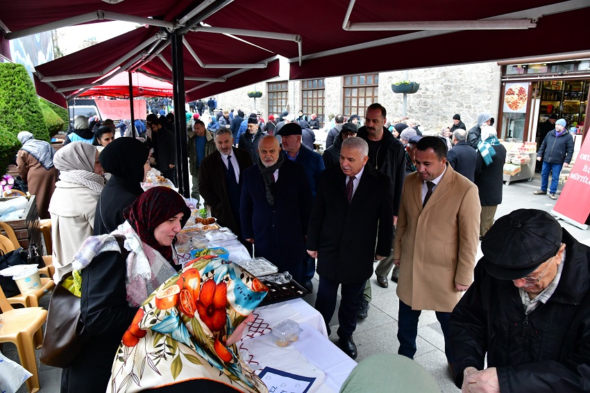 Hayır Çarşısı’ndan Deprem Bölgesine Destek