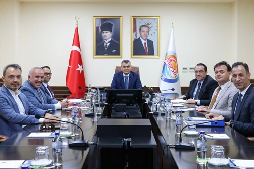 VALİMİZ SAYIN ATİLLA TOROS BAŞKANLIĞINDA, ÖĞRENCİ YURTLARI HAKKINDA DEĞERLENDİRME VE KOORDİNASYON TOPLANTISI GERÇEKLEŞTİRİLDİ