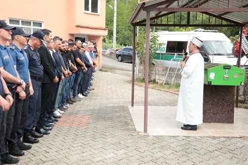 Vali Osman Hacıbektaşoğlu Sabahattin Baduroğlu'nun Cenaze Törenine Katıldı