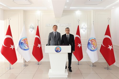 VALİMİZ SAYIN ATİLLA TOROS, BELÇİKA TÜRKİYE BÜYÜKELÇİSİ HENDRİK VAN DE VELDE VE BERABERİNDEKİ HEYET İLE GÖRÜŞTÜ