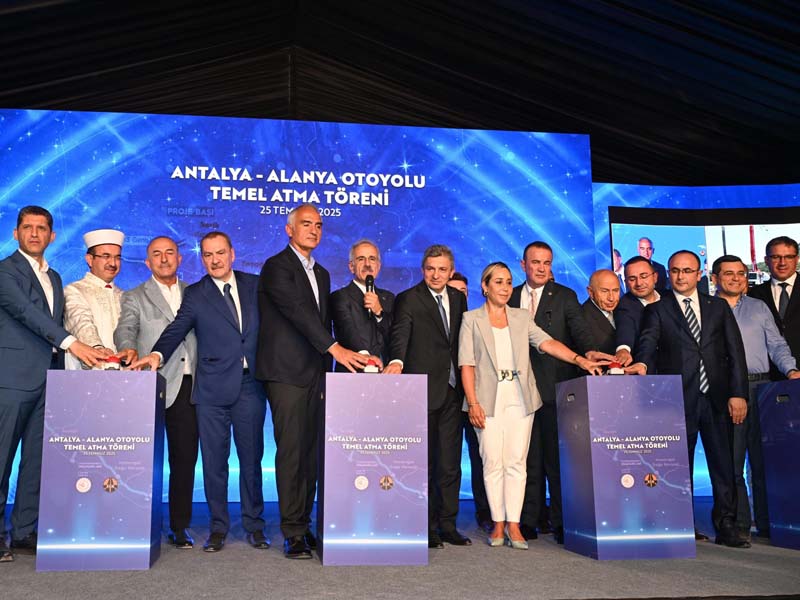 Antalya-Alanya Otoyolu Projesinin Temeli Atıldı
