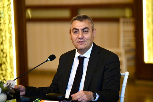 VALİMİZ SAYIN ATİLLA TOROS, İLİMİZDE FAALİYET GÖSTEREN HEMŞEHRİ DERNEKLERİNİN BAŞKAN VE YÖNETİM KURULU ÜYELERİYLE BİR ARAYA GELDİ