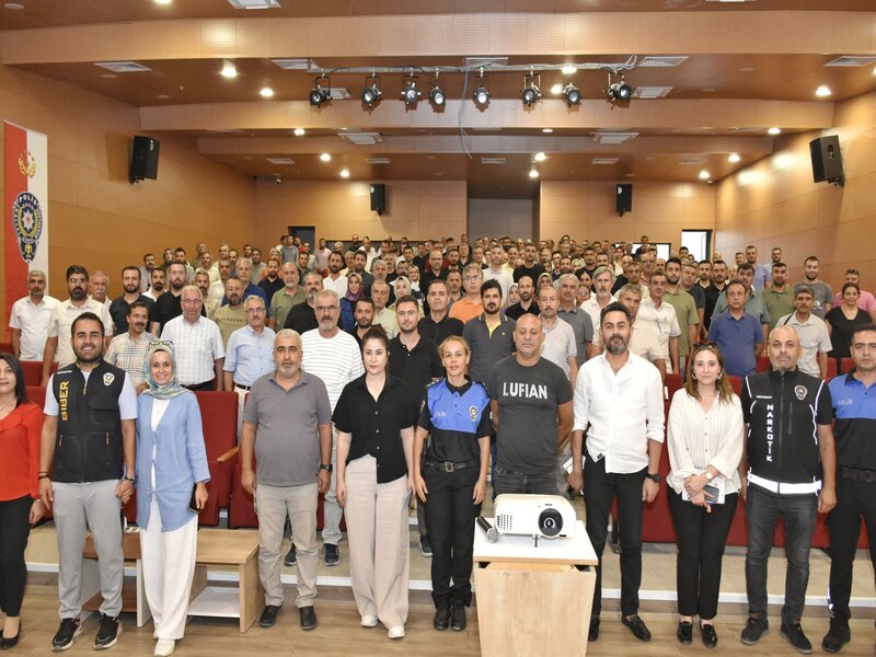 Adıyaman’da Yeni Eğitim-Öğretim Yılına Toplum Destekli Polislerden Güvenli Eğitim Desteği