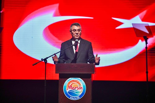 VALİMİZ SAYIN ATİLLA TOROS TARAFINDAN ŞEHİT AİLELERİMİZE VE GAZİLERİMİZE, DEVLET ÖVÜNÇ MADALYALARI VE BERAT BELGELERİ TEVDİ EDİLDİ