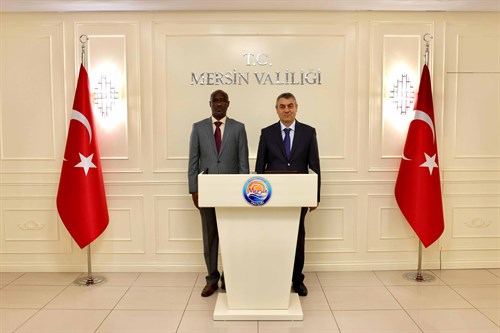 VALİMİZ SAYIN ATİLLA TOROS, ÇAD CUMHURİYETİ TÜRKİYE BÜYÜKELÇİSİ ADOUM DANGAİ NOKOUR GUET VE BERABERİNDEKİ HEYET İLE GÖRÜŞTÜ