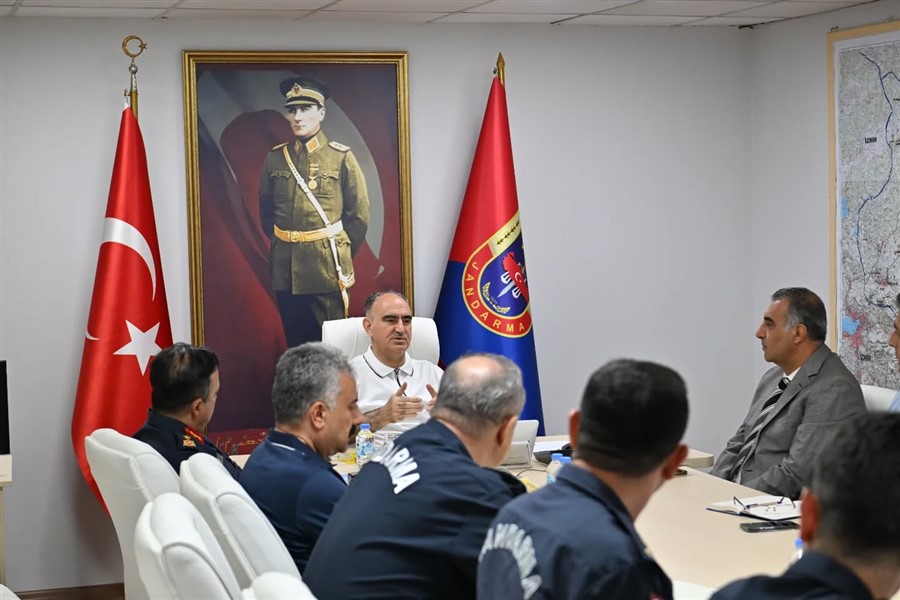 'Orman Yangınlarını Önleyici Tedbirler ve Hızlı Müdahale Stratejileri Değerlendirildi'