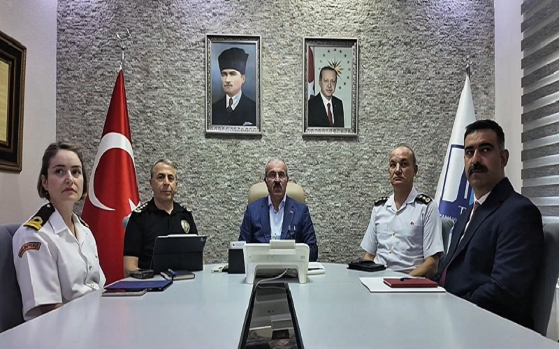 Valimiz Doç. Dr. Ömer TORAMAN başkanlığında, 2025 yılı Yedi Ayına İlişkin “İl Güvenlik ve Asayiş Bilgilendirme Toplantısı”