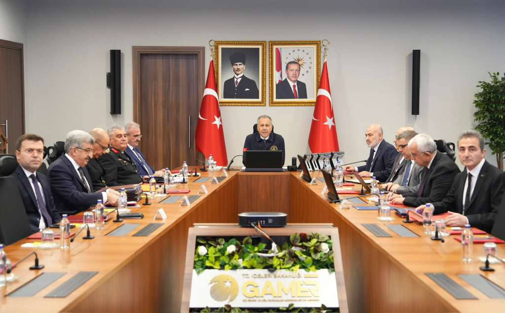 Valimiz Sayın Dr. Turan Ergün, Asayiş ve Güvenlik Konulu VKS Toplantısına Katıldı