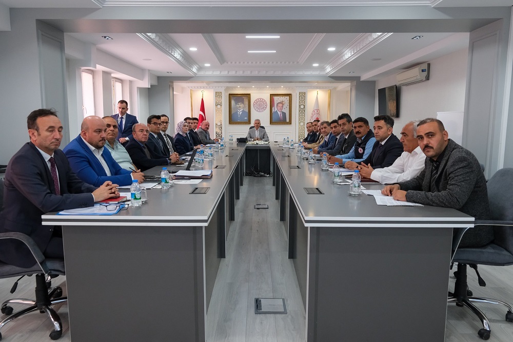İl Tahsisat Komisyonu Vali ÇİÇEKLİ Başkanlığında Toplandı