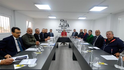 VALİ TÜLAY BAYDAR BİLGİHAN BAŞKANLIĞINDA İL HAYVANLARI KORUMA KURULU TOPLANTISI GERÇEKLEŞTİRİLDİ
