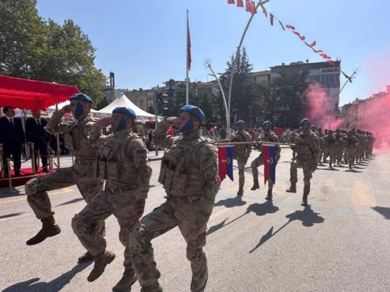 Tokat JÖH Taburunun 30 Ağustos Geçişi Göz Doldurdu