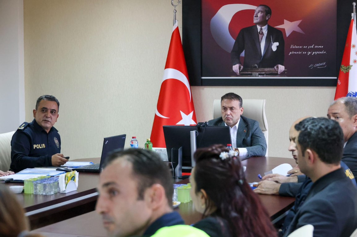 VALİMİZ SAYIN FAİK OKTAY SÖZER, BİLECİK İL EMNİYET MÜDÜRLÜĞÜ’NÜ ZİYARET ETTİ.