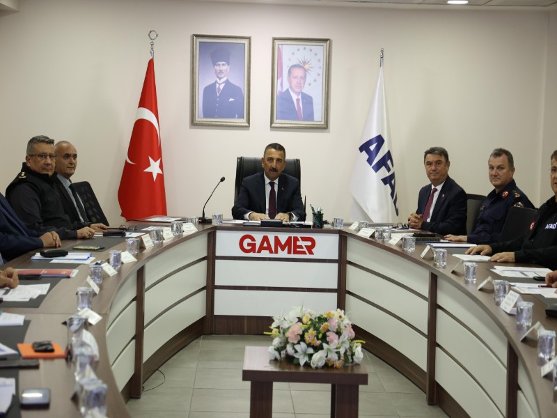 Vali Osman Hacıbektaşoğlu Başkanlığında Masa Başı Deprem Tatbikatı Gerçekleştirildi