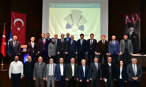 Vali Yıldırım, Karadeniz Üniversitesi Güçlendirme Vakfı'nın Mali Yılı Olağan Kuruluna Katıldı 