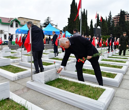 Şehitlik Ziyaret Edildi