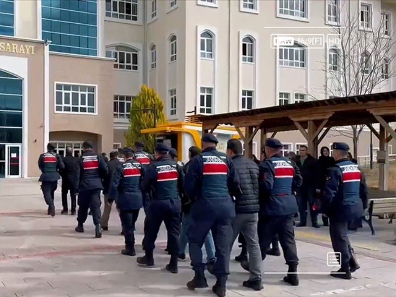 FETÖ'ye Yönelik "KISKAÇ-38" Operasyonlarında 24 Şüpheli Tutuklandı