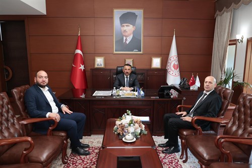 Vali Osman Hacıbektaşoğlu, Çaycuma OSB Müdürü Özgür Okur ile Devrek TSO  Başkanı Abdullah Başoğlu’nu Kabul Etti