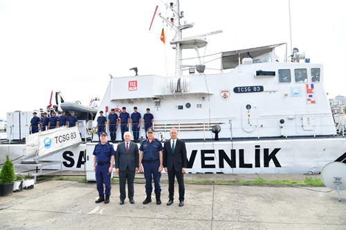 Vali Aziz Yıldırım, TCSG-83 Komutanlığını Ziyaret Etti