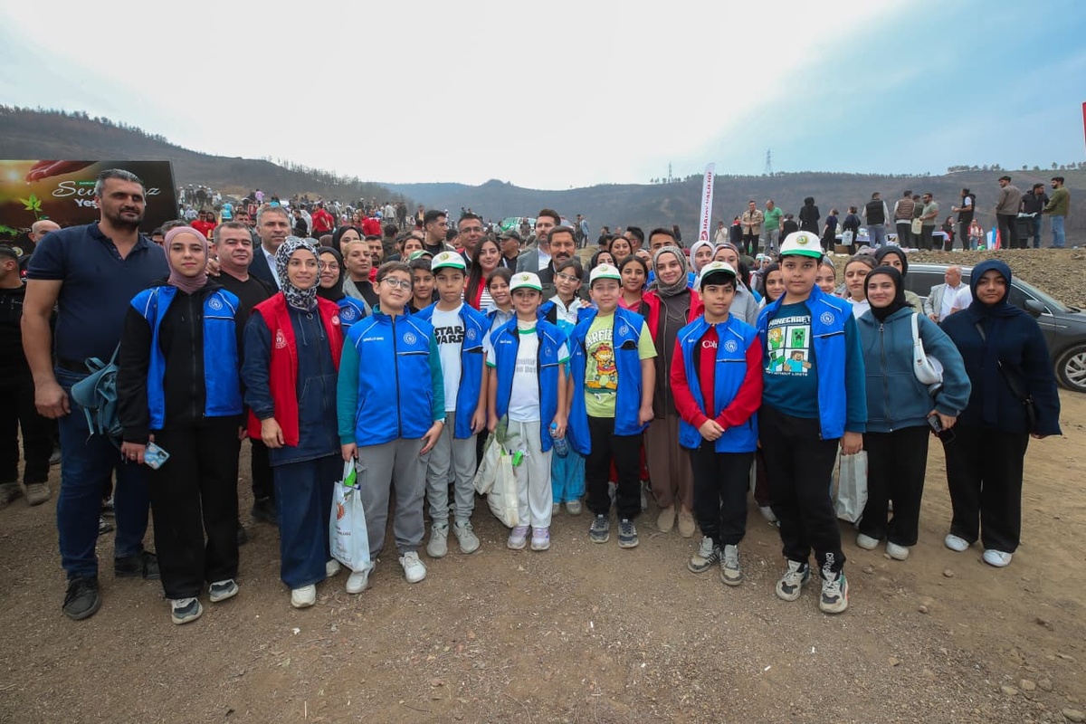 11 Kasım Millî Ağaçlandırma Günü’nde İlimiz Genelinde 36 Bin 550 Fidan Toprakla Buluşturularak Geleceğe Nefes Olundu.