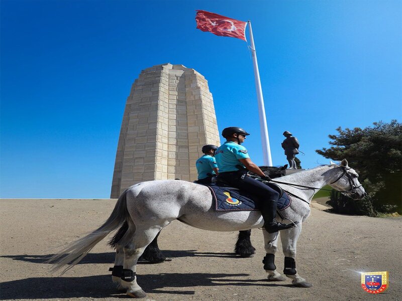 Tarihi Conkbayırı’nda Atlı Jandarma Timi Görev Başında  