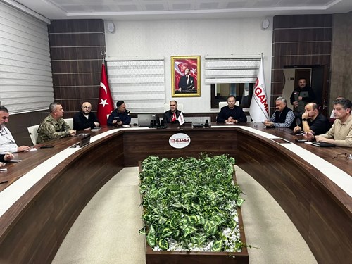 Sındırgı Depremi Sonrası Çalışmalar Kriz Merkezinden Titizlikle Takip Ediliyor