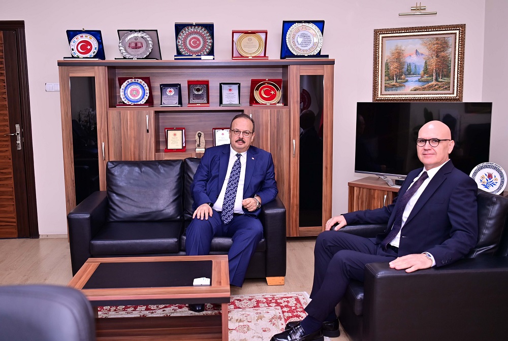 Valimiz Yakup Canbolat Aydın Cumhuriyet Başsavcısı Celal Tekin'i Ziyaret Etti
