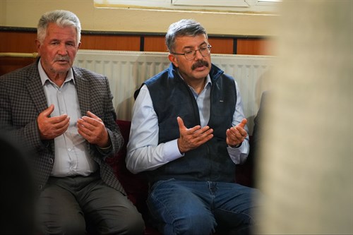 Vali Ali Çelik, Kısıklı Köyü’nde Taziye Ziyaretinde Bulundu