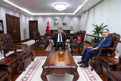 VALİMİZ SAYIN ATİLLA TOROS, MERSİN ÜNİVERSİTESİ REKTÖRÜ PROF. DR. EROL YAŞAR İLE GÖRÜŞTÜ