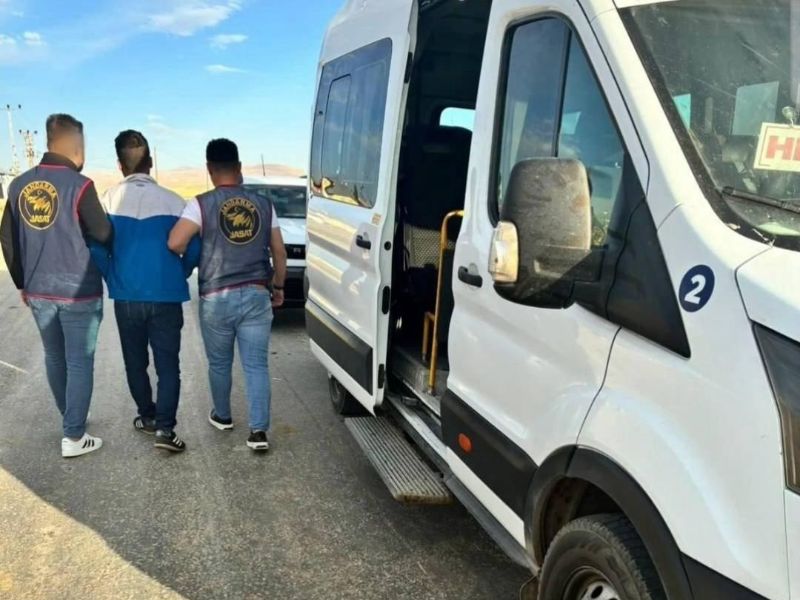 Erzurum Jandarmasından Aranan Şahıslara Yönelik Başarılı Operasyon
