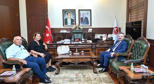 Aldo Grup Yönetim Kurulu Başkanı Ali Doğan ve eşi Adile Doğan Valimiz Sayın Hüseyin Aksoy'u ziyaret etti.
