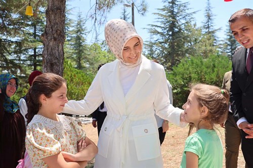 Vali Yiğitbaşı, Kızılören İlçesinde Temaslarda Bulundu