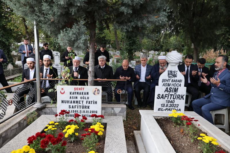 Şehit Kaymakam Safitürk Kabri Başında Anıldı