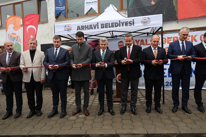 Arhavi’de Doğalgaz Açılışı Valimiz Sayın Dr. Ergün’ün Katılımıyla Gerçekleştirildi