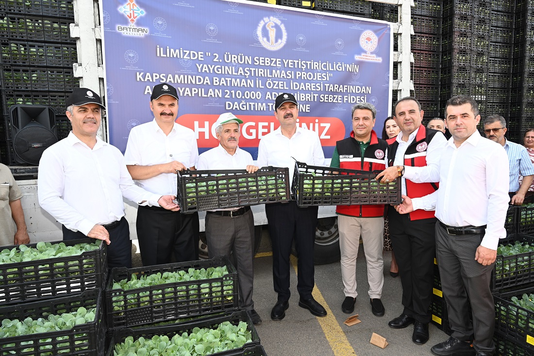 İlimizde 210 Bin Sebze Fidesi Dağıtıldı