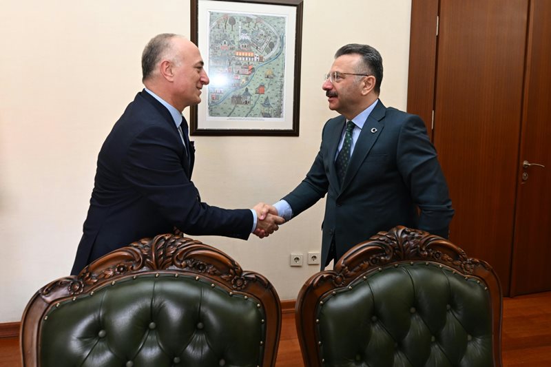 Eskişehir İl Tarım ve Orman Müdürü olarak atanan Yüksel Çil Valimiz Sayın Hüseyin Aksoy’u ziyaret etti.
