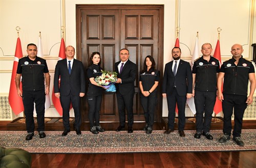 Tekirdağ Büyükşehir Belediyesi İtfaiyesi’nden Vali Soytürk’e Ziyaret
