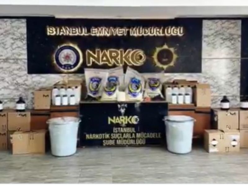 İstanbul’da Düzenlenen Operasyonlarda 15 Ton Bonzai Üretimi Yapılabilecek Ham Madde Ele Geçirildi