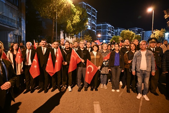 Cumhuriyetimizin 102. Yılı Kutlamaları Fener Alayı ile Tamamlandı