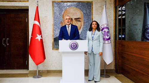 ÇALIŞMA VE SOSYAL GÜVENLİK BAKANI PROF. DR. VEDAT IŞIKHAN, VALİLİĞİMİZİ ZİYARET ETTİ